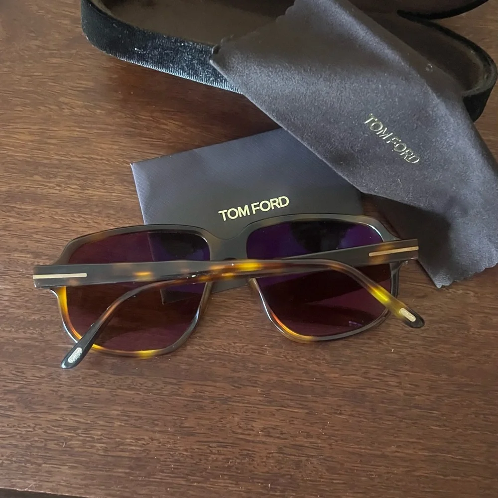 Tom Ford Anton Brown Sunglasses 1024 52F Tortoise / Havana - Brand New - Picture 10 of 10